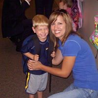Lisa Holman Photo 30