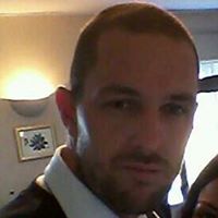 Lee Cartwright Photo 14