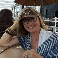 Renee Cooks Photo 4
