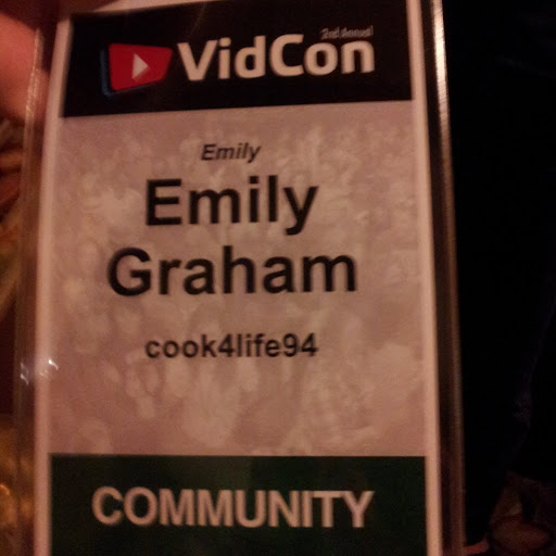 Emily Graham Photo 25