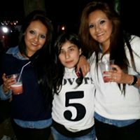 Elizabeth Lobos Photo 12