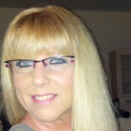 Lori Burton Photo 28