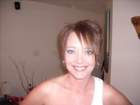 Kimberly Maxwell Photo 40