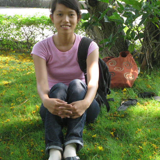 Hoa Tran Photo 20