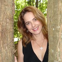 Julie Foley Photo 34