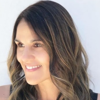 Natalie Robinson Photo 34