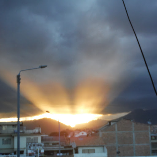 Edgar Macias Photo 30