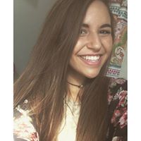 Nicole Poole Photo 16