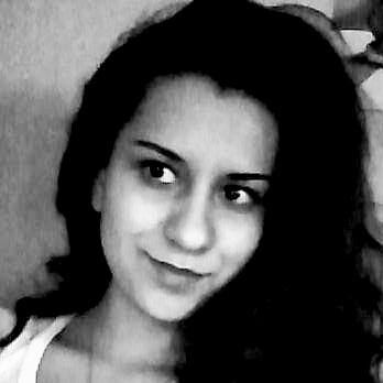 Minerva Silva Photo 30