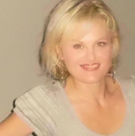 Jennifer Orr Photo 51