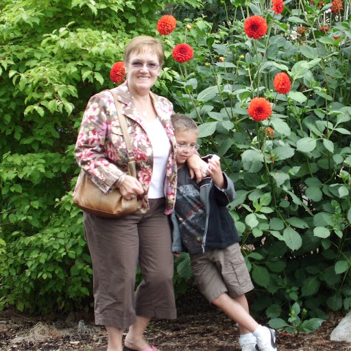 Pauline Stokes Photo 26