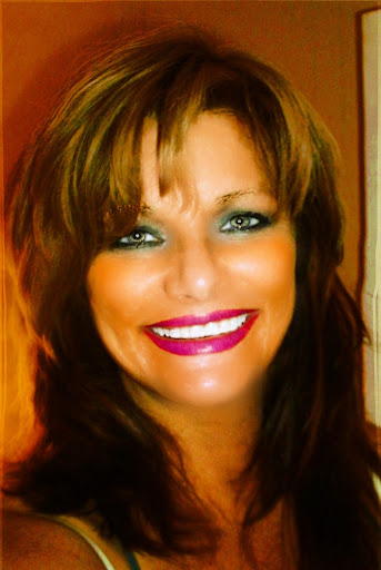 Dana Hale Photo 11