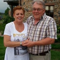 Linda Irwin Photo 18