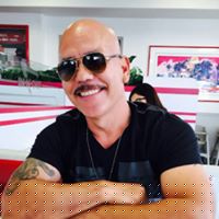 Tony Mendoza Photo 40