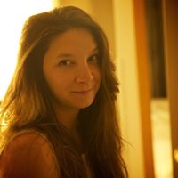 Anna Dugan Photo 17