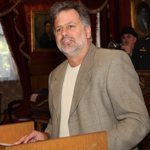 Jeff Mayne Photo 9
