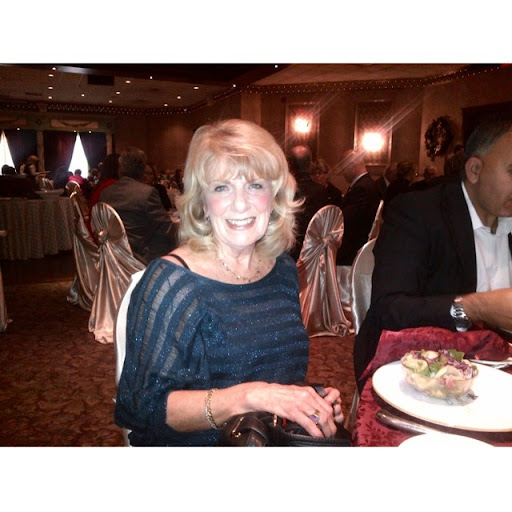 Janet Erwin Photo 3