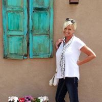 Melissa Daley Photo 6