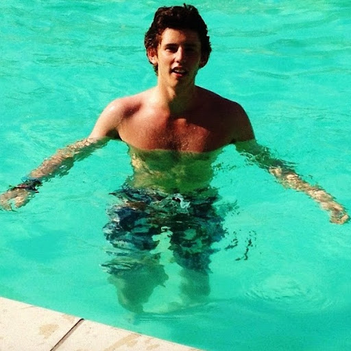 Phillip Hibbert Photo 14