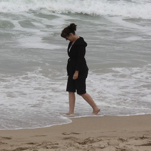 Rachel Lowe Photo 3