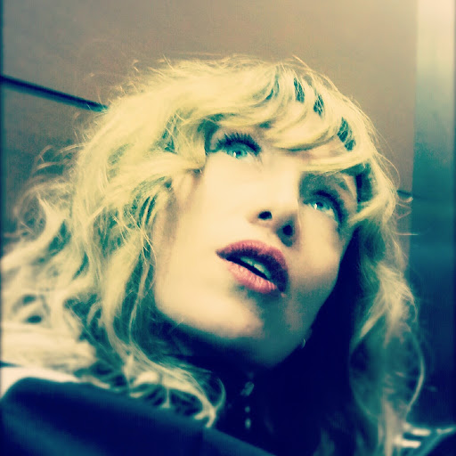 Maria Vergara Photo 23