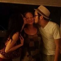 Holly Jennings Photo 22