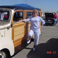 Catherine Copeland Photo 39