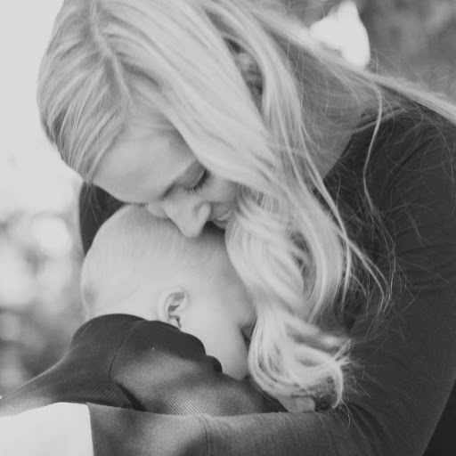 Kari Cook Photo 42