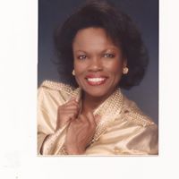 Judy Potts Photo 35