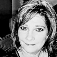 Melody Walters Photo 9