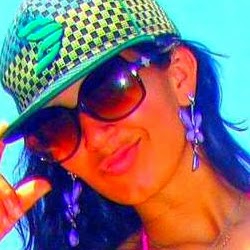 Jennifer Vicente Photo 24
