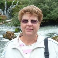 Carolyn Middleton Photo 25