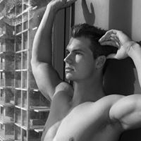 Sammy Henson Photo 9