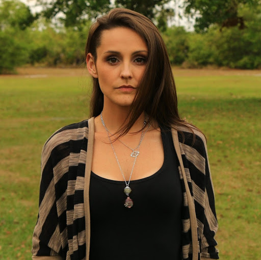 Alyssa May Photo 31