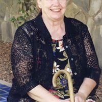 Barbara Qualls Photo 13
