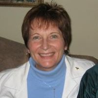 Linda Petrone Photo 7