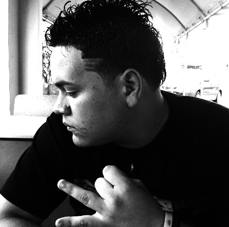 Gilberto Robles Photo 17
