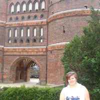 Julia Schweizer Photo 9