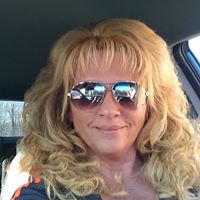 Michelle Suter Photo 18