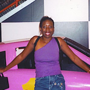 Andrea Samuels Photo 37