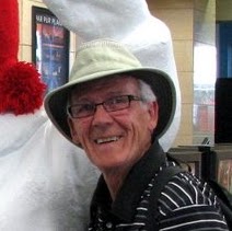 Raymond Simon Photo 6