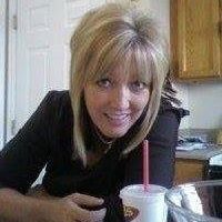 Kelly Carpenter Photo 20