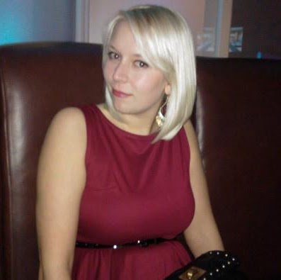 Katherine Holmes Photo 18