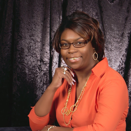 Lucretia Walker Photo 4