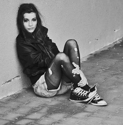 Alyssa Reid Photo 4