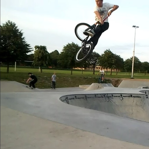 Charlie Taylor Photo 25