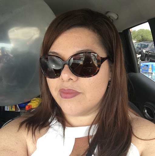 Corina Gonzales Photo 38