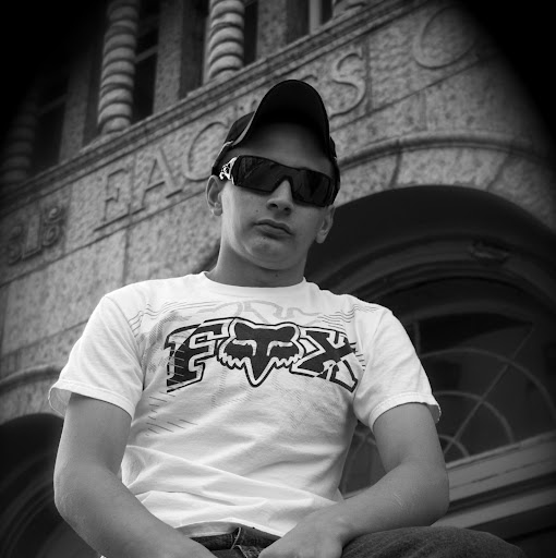 James Leonard Photo 21
