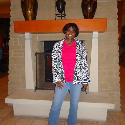 Tracy Riley Photo 17