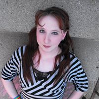 Carrie Winters Photo 4